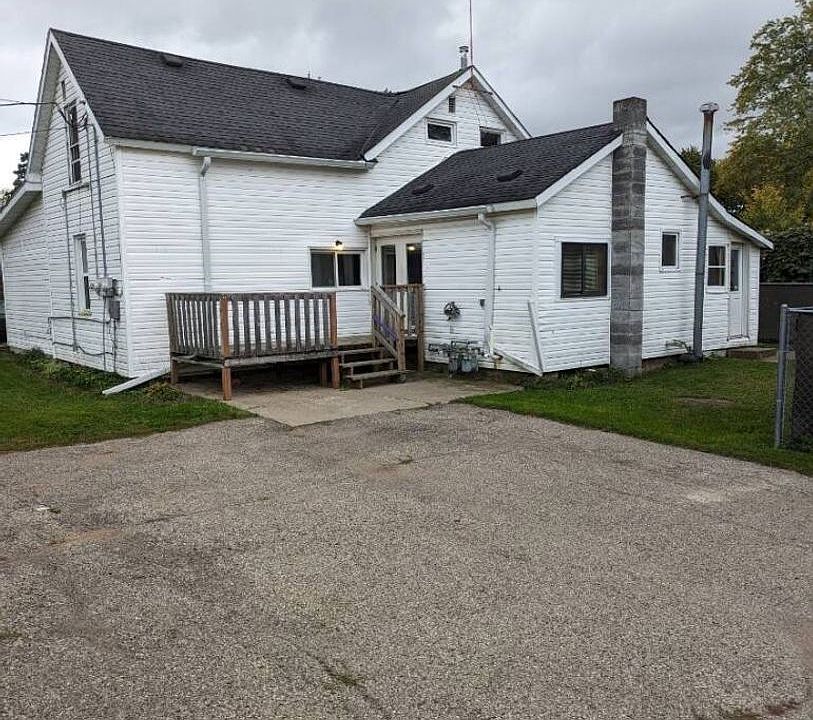 1st image of 125 Colburn St