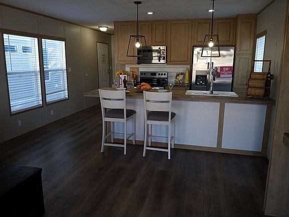 3rd image of 100 Clydes Ln #Slhdnd
