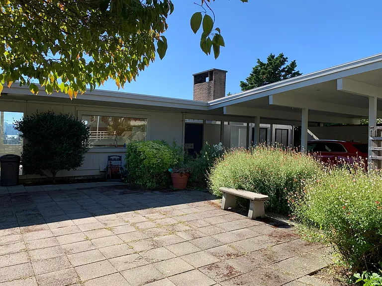 Front patio outside kitchen/nook