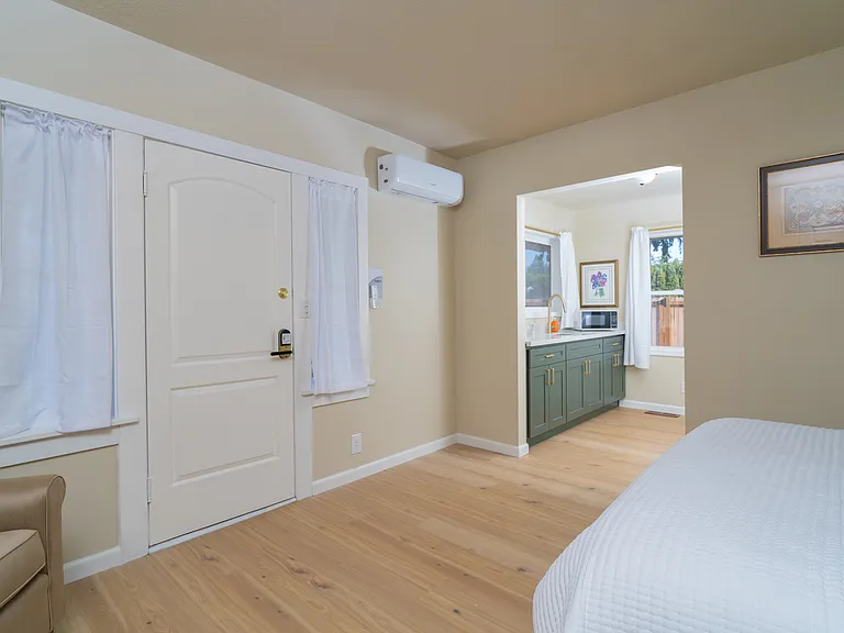 3601 Landau Ave NE — Photo 17