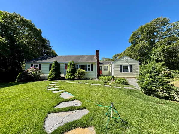 1 Baddeck Street, Harwich, MA 02645