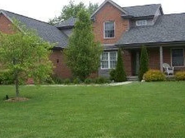 9110 Old Oak Dr, Grand Blanc, MI 48439