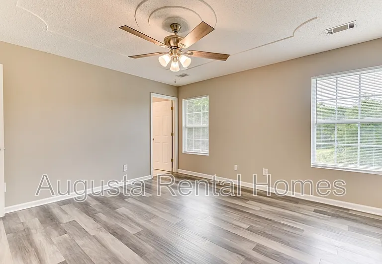 4416 Hatteras Dr — Photo 24