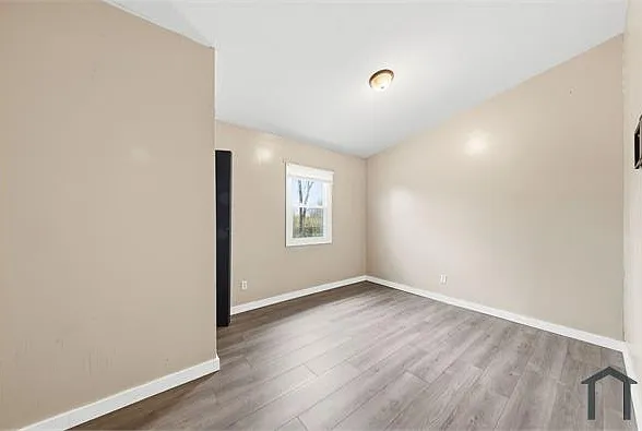 133 Saint Thomas Ln — Photo 16