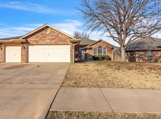 405 NW 142nd Cir, Edmond, OK 73013