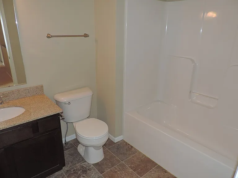 425 Cambria Dr — Photo 12