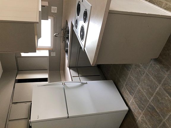 3rd image of 6925 N Flamingo Ct