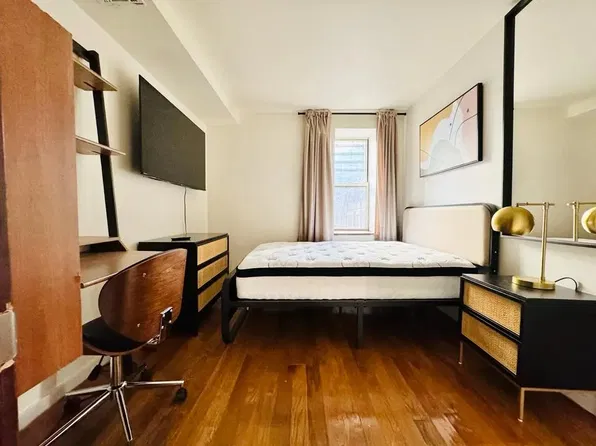 143 N 8th St #1B-180, Brooklyn, NY 11249