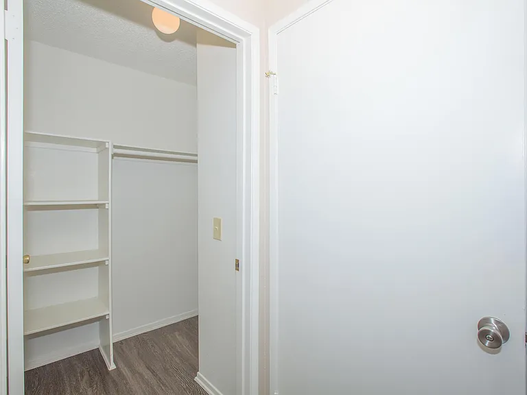 Acaciawood Village Senior Apartment Homes — Photo 15
