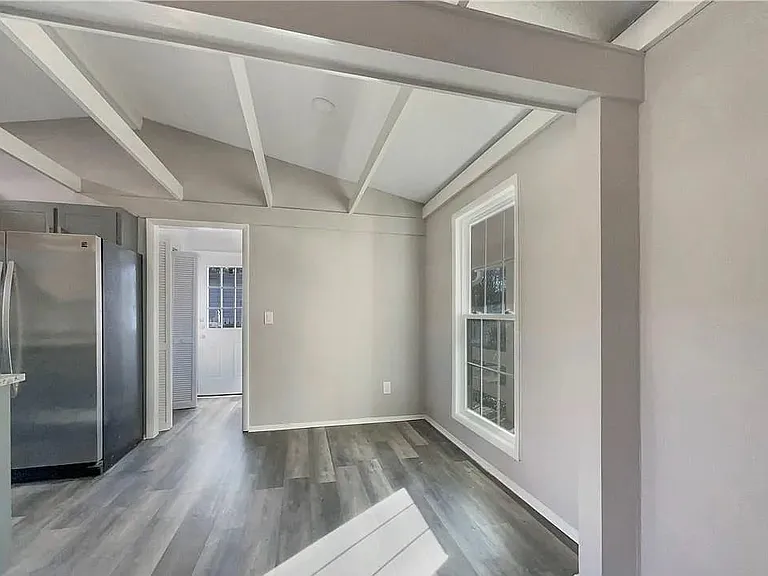 2809 Lamroc Rd — Photo 10