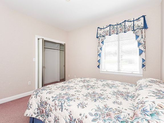 5th image of 225 Sherwood Rd