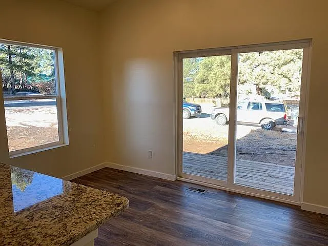 151 Masters Cir — Photo 7