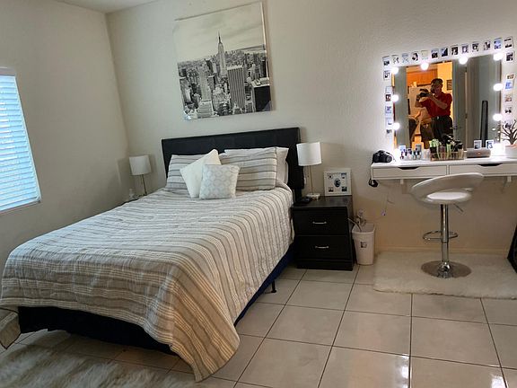 4th image of 814 5th St #2