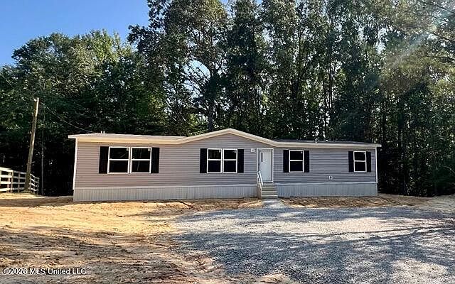 1st image of 450 Old Enochs Rd
