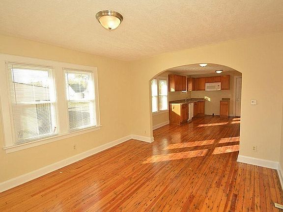 2nd image of 4620 Crittenden Ave
