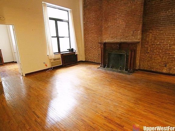 4th image of 127 W 85th St #B2