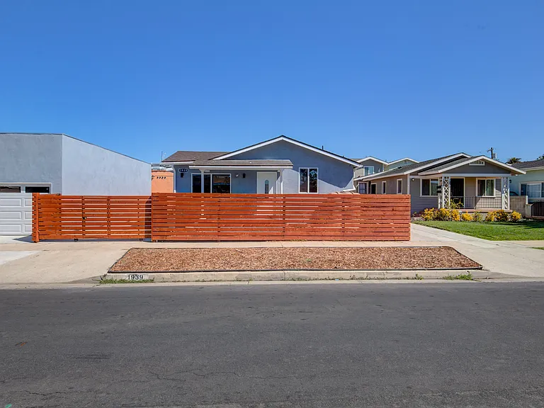 3626 S Cimarron St — Photo 18