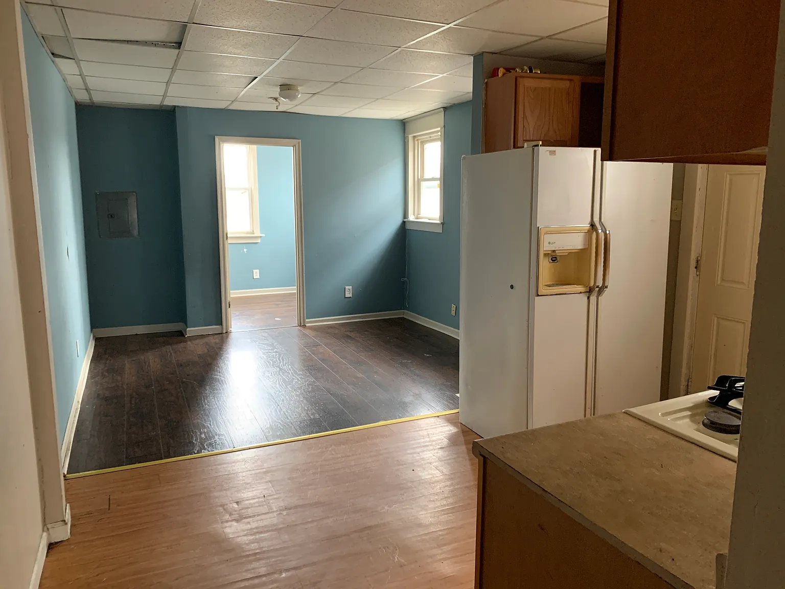 3 bed, 850 sqft, $1,250 — Photo 1