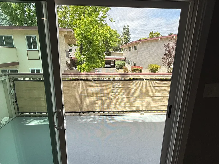2180 Geary Rd #24 — Photo 11