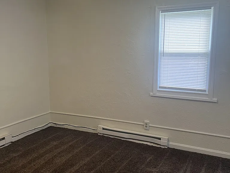 130 Laura Ave #4 — Photo 9