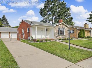 14405 Fenton, Redford, MI 48239