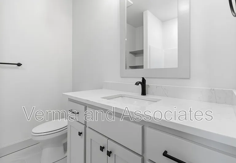 1240 Mammoth St — Photo 29