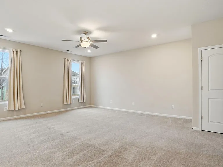 3597 Canal Square Dr — Photo 6