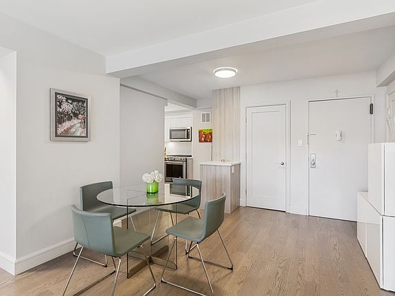 4th image of 107-40 Queens Blvd APT 4F