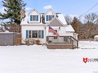 4153 Belford Rd, Holly, MI 48442