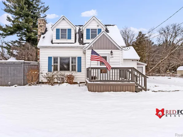 4153 Belford Rd, Holly, MI 48442