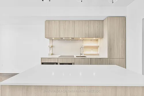 28 Ann St #422 Photo 1