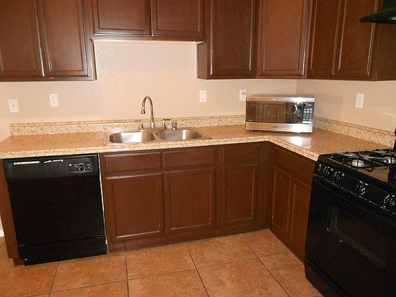 5th image of 14310 Pancho Gonzalez Ct Unit B