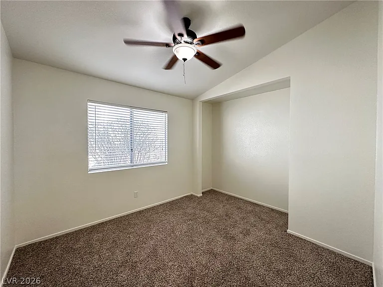 8009 Sierra Largo Dr — Photo 14