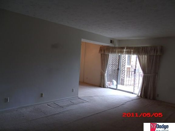 3rd image of 12745 Woodcrest Plz #3-215