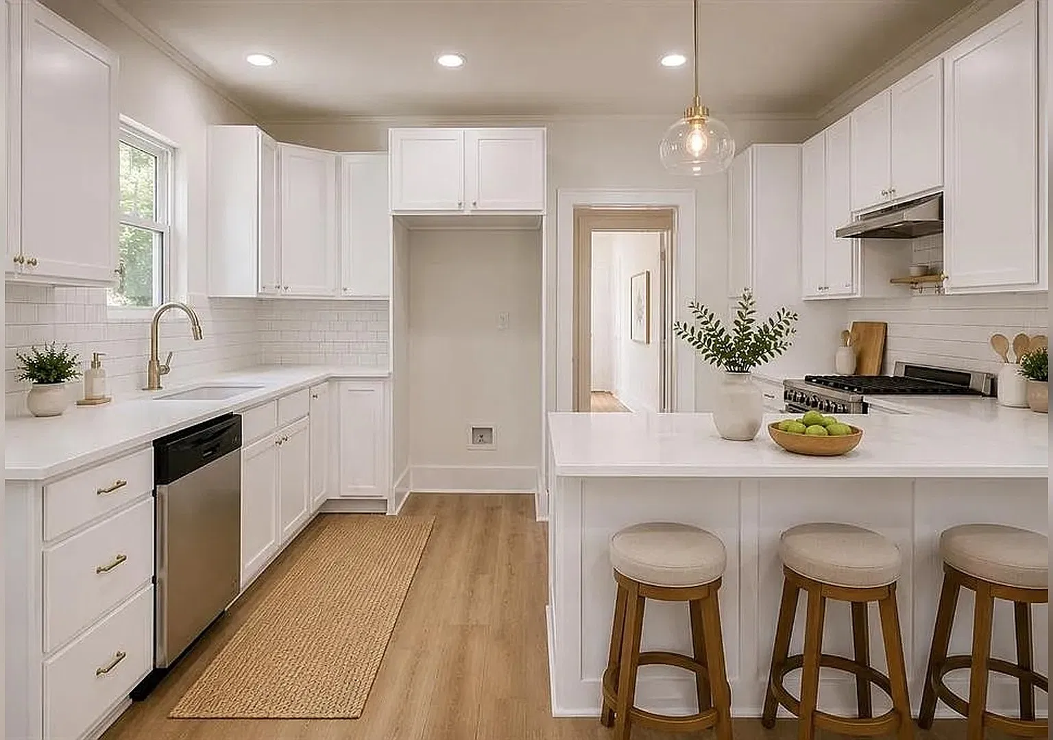 3 bed, 1583 sqft, $3,000 — Photo 1