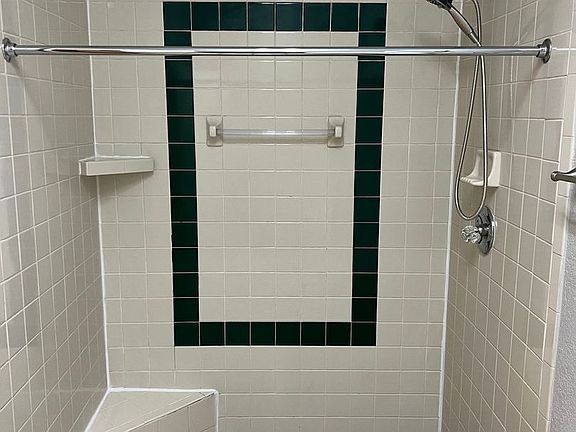 3rd image of 1651 W Matthews Ave #Cca-43