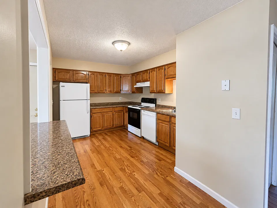 942 Wescott Trail