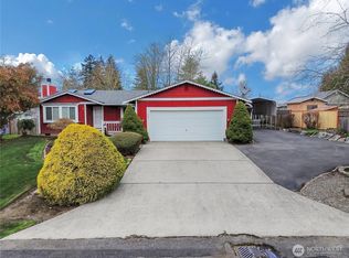 121 116th St E, Tacoma, WA