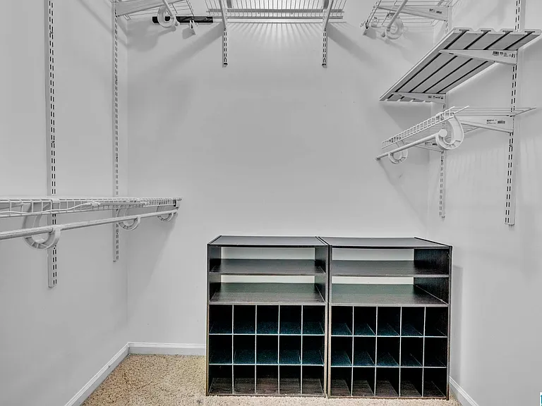 5501 Heath Row Dr — Photo 23