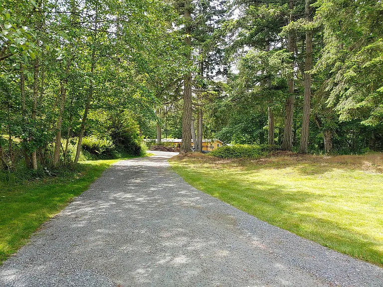 2495 Goss Lake Rd — Photo 23