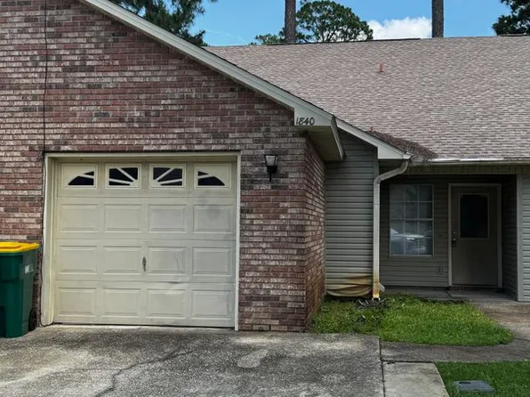 1840 Sod Dr, Fort Walton Beach, FL 32547