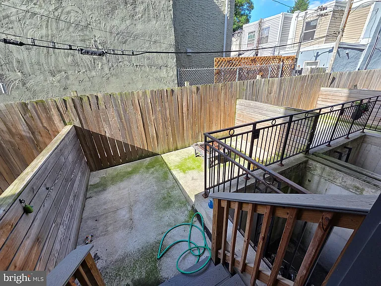 417 W Berks St #1 — Photo 4