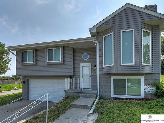2nd image of 6217 N 51st St
