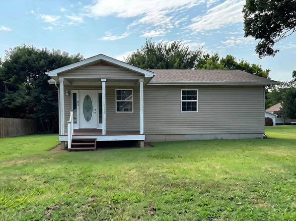813 S Hazel Street, Mt Vernon, MO 65712