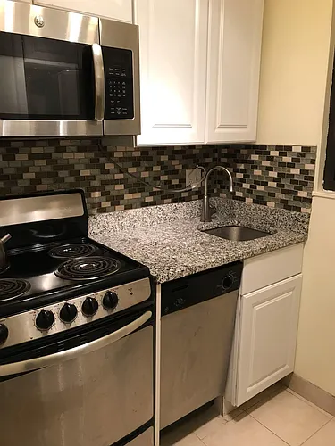 2141 I St NW Photo 1
