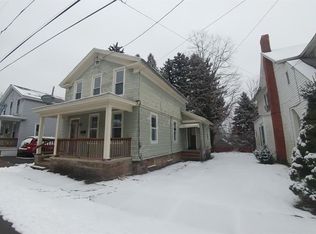 16 High St, Lyons, NY 14489