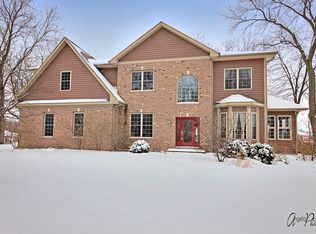 7304 Pierceshire Rd, Spring Grove, IL 60081