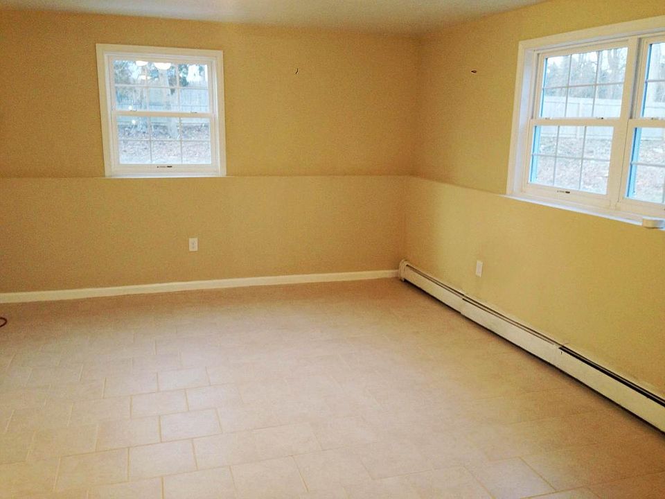 2nd image of 3443 Old Philadelphia Pike