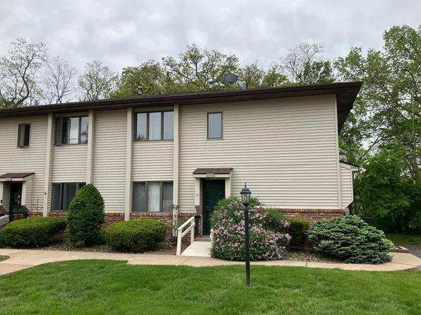 5904 36th Avenue Ct #0, Moline, IL 61265
