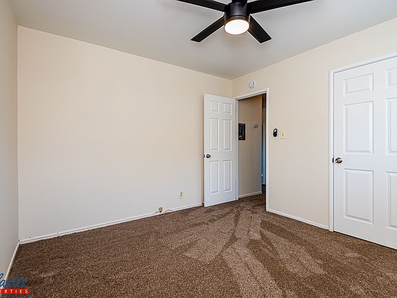 5th image of 184 Carlton Ave APT 3